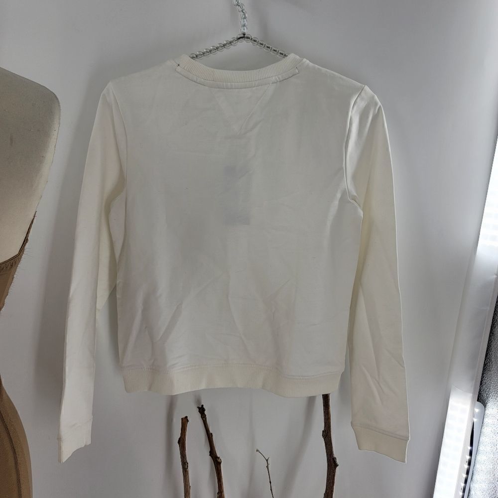 Tommy Hilfiger cream girls sweatshirt with logo on front - Picture 2 of 6